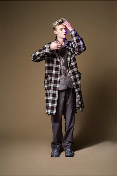 Look 30
